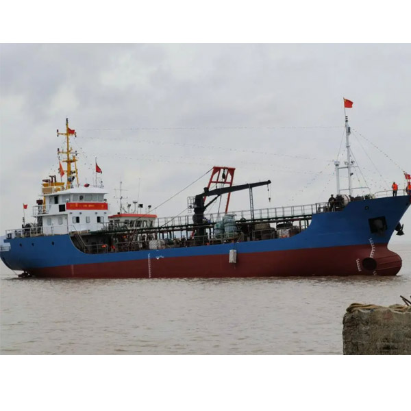 930 DWT SELF-PROPELLED DECK BARGE