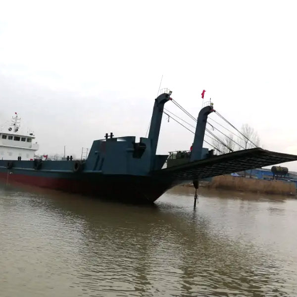 540 DWT SELF-PROPELLED DECK BARGE