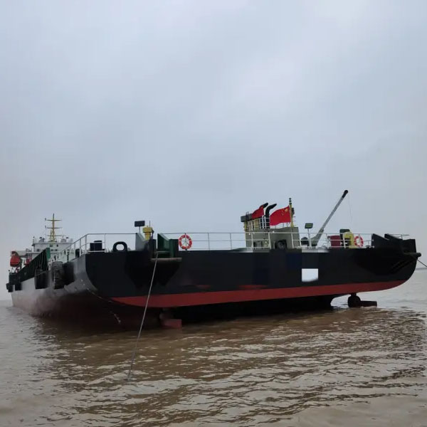 5001 DWT SELF-PROPELLED DECK BARGE